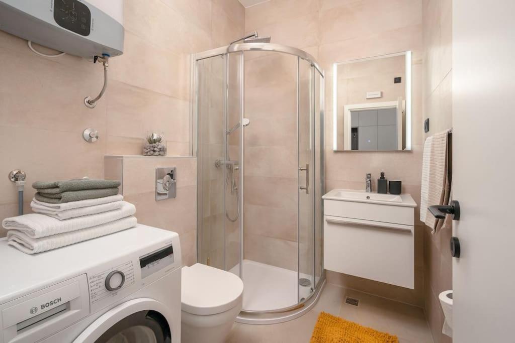 Villa 64 Apartment #2 米利尼 外观 照片