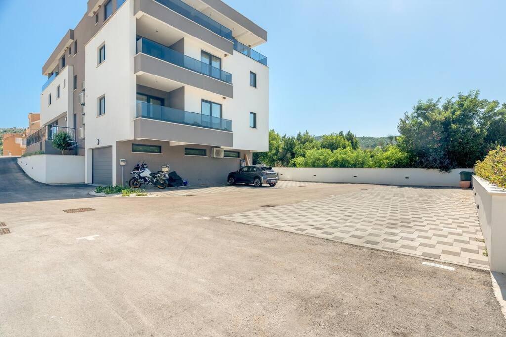Villa 64 Apartment #2 米利尼 外观 照片