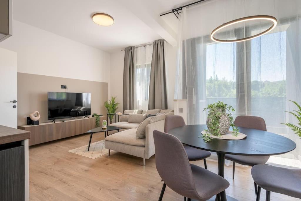 Villa 64 Apartment #2 米利尼 外观 照片